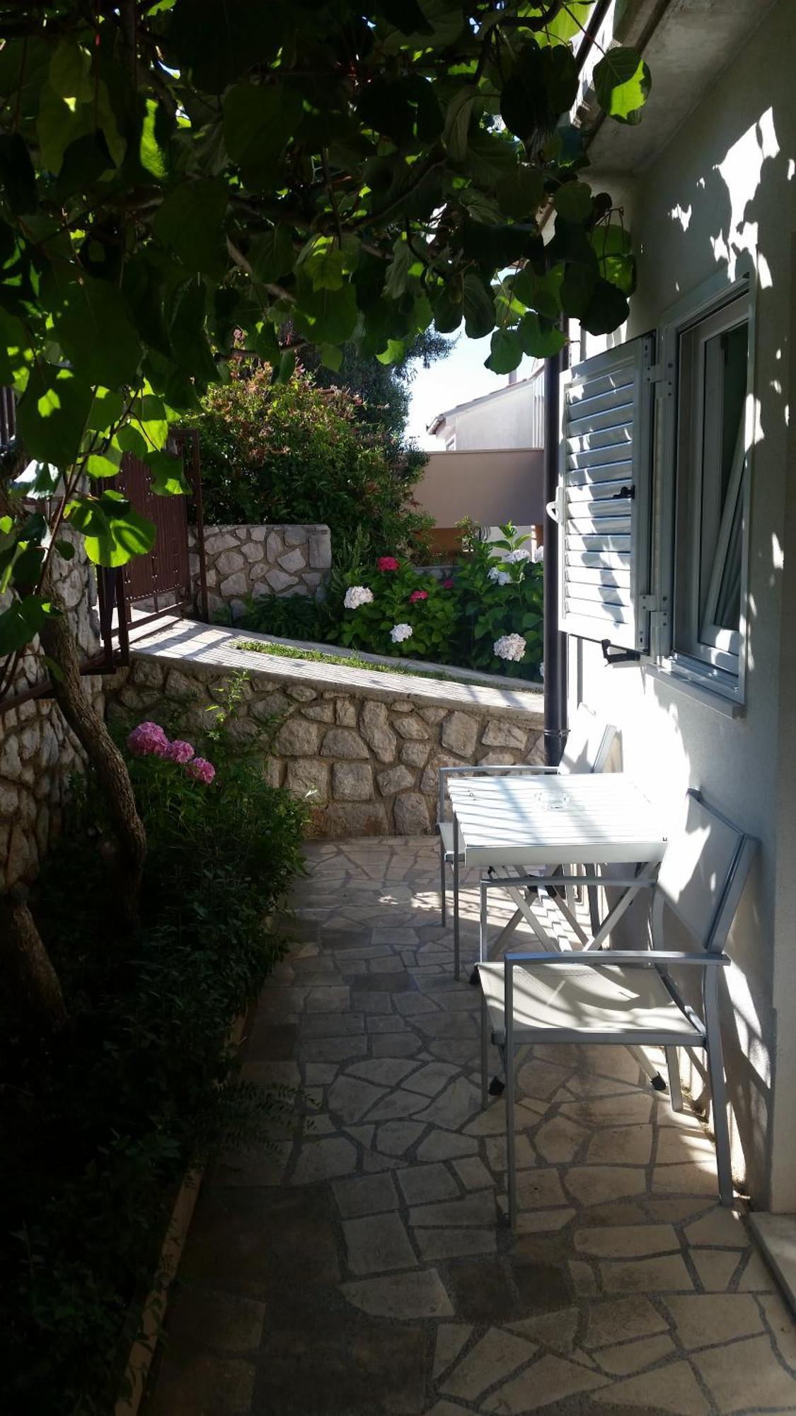 מאלי לוסיניי Apartments Mara מראה חיצוני תמונה